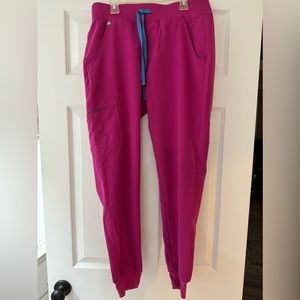FIGS joggers raspberry small